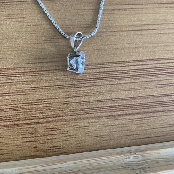 Sterling Silver 925 with Crystal Pendant - Picture 5 of 5